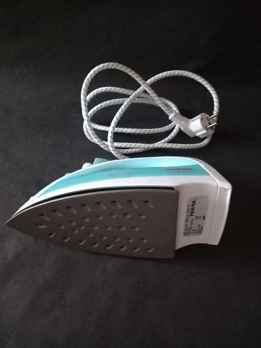 Нова праска TEFAL з антипригарним покриття