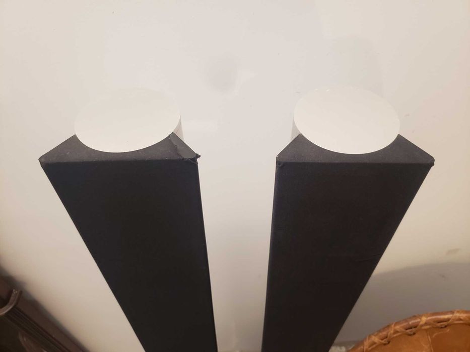 Colunas B&O Beolab 8000