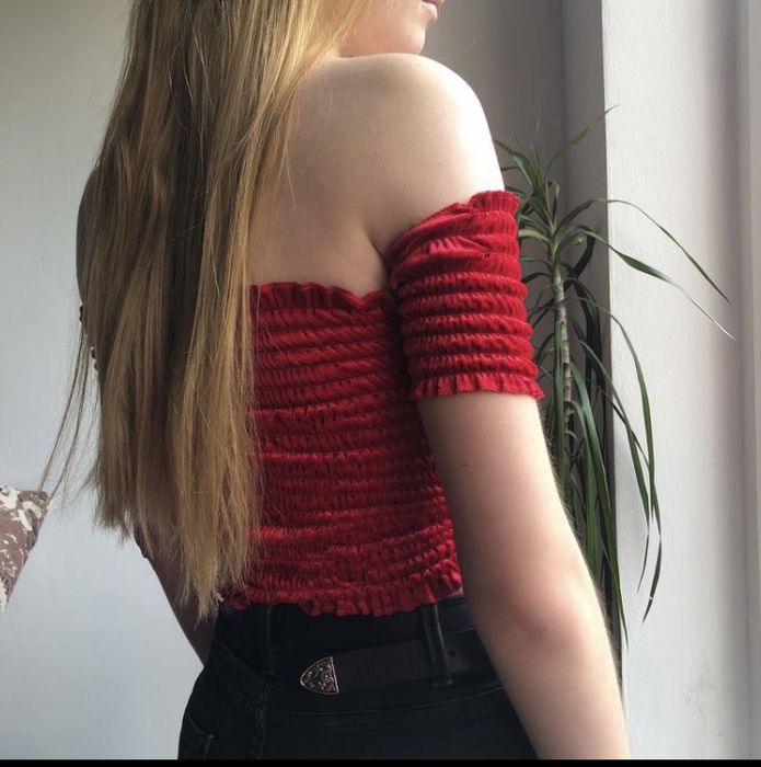 Топ красный