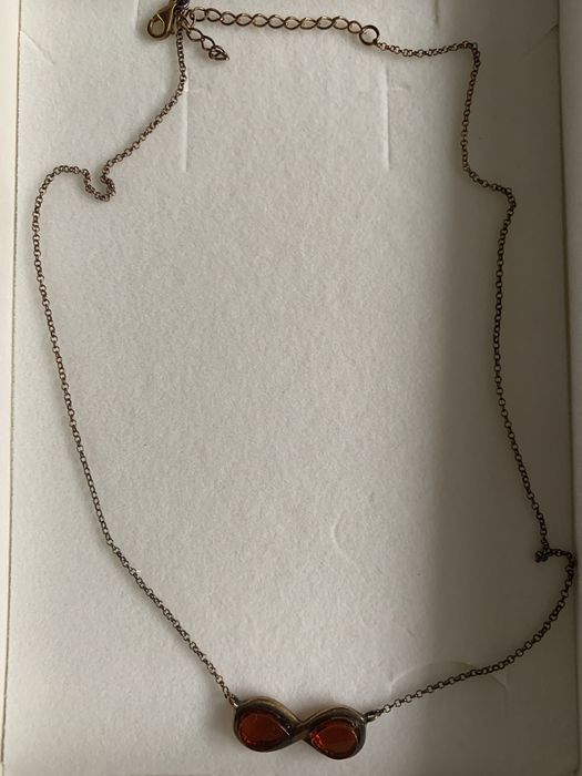 Złoto brązowe naszyjnik ze znakiem nieskonczonosci Apart