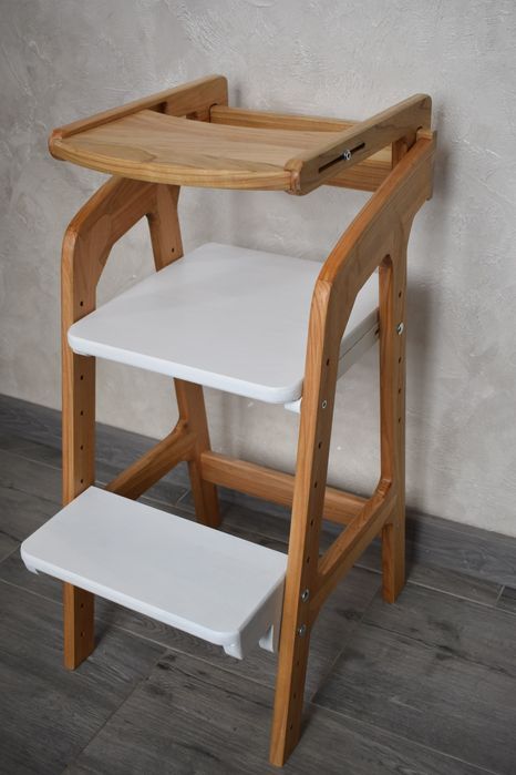 Дитячий годувальний стілець