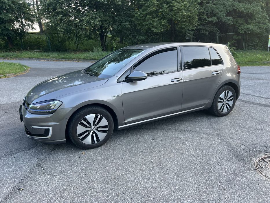 Volkswagen e-Golf 2015