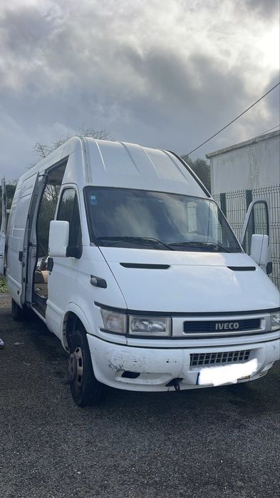 Iveco 35c13 pronta a trabalhar