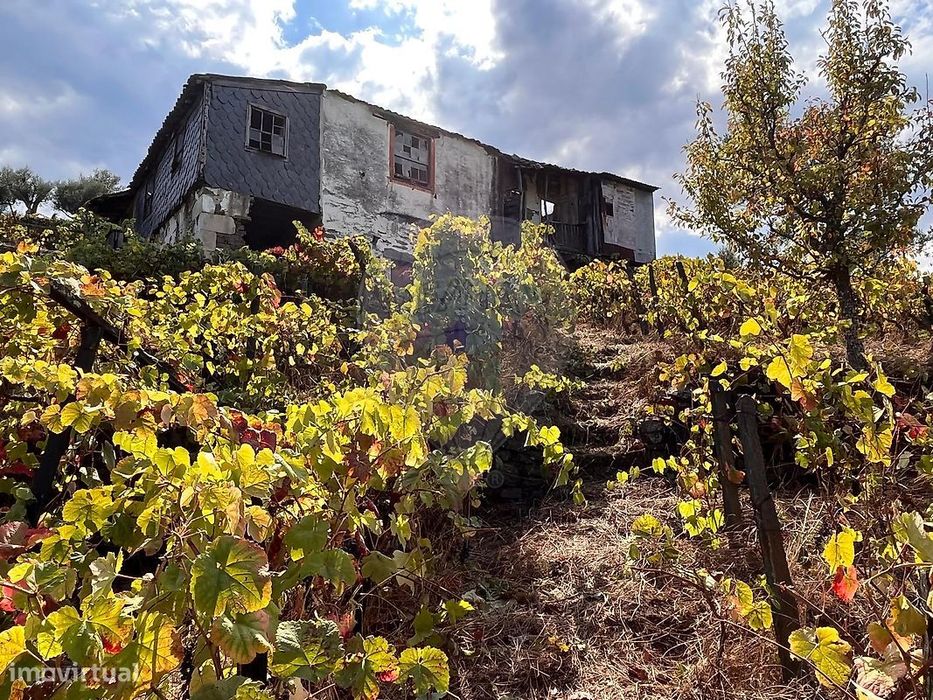 Moradia T1 para venda — Peso Da Régua E Godim, Vila Real