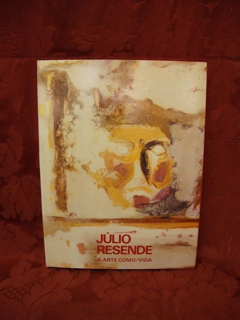 Livro - Júlio Resende