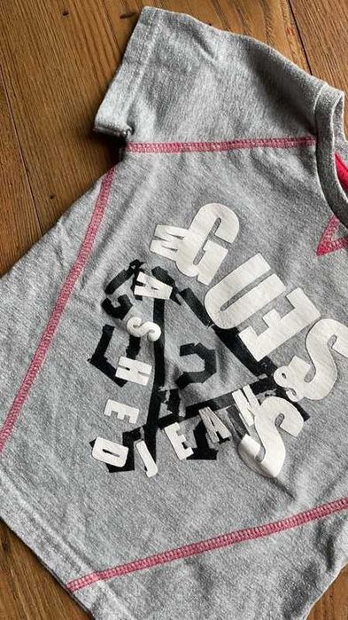 Piękna koszulka t-shirt marki Guess