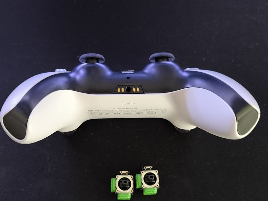 Dualsense PS5 com joysticks TMR Favor Union