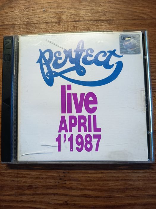 Perfect live april 1. 1987 2 CD.