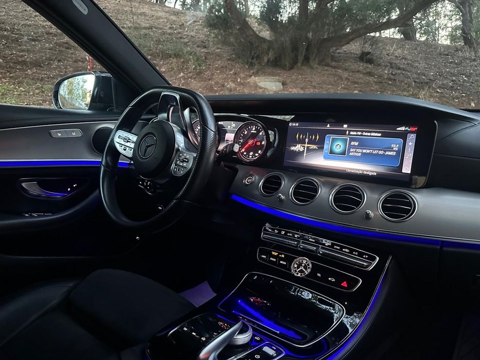 Mercedes-Benz E 220d 9G-Tronic AMG Line 7 lugares — photo 2