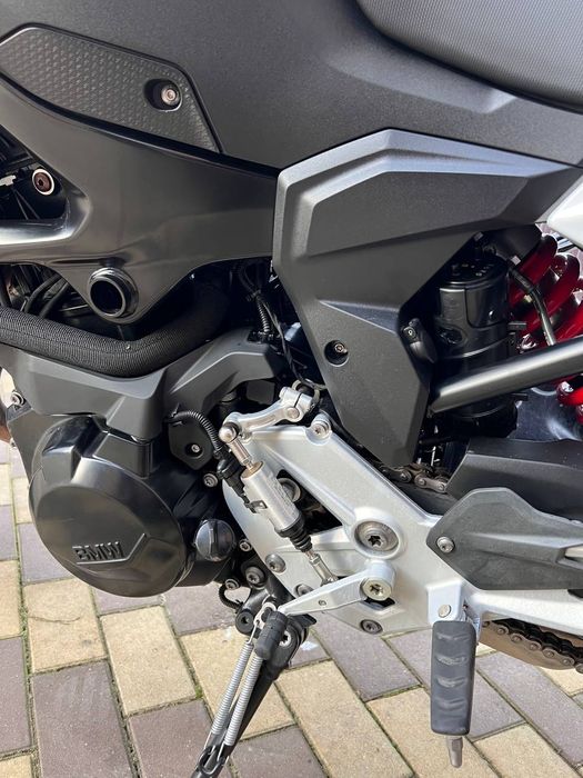 Продам BMWF900R спорт