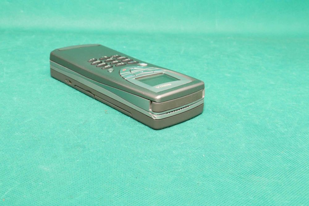 Kolekcjonerski telefon NOKIA RAE-3N komunikator duża rzadkość !