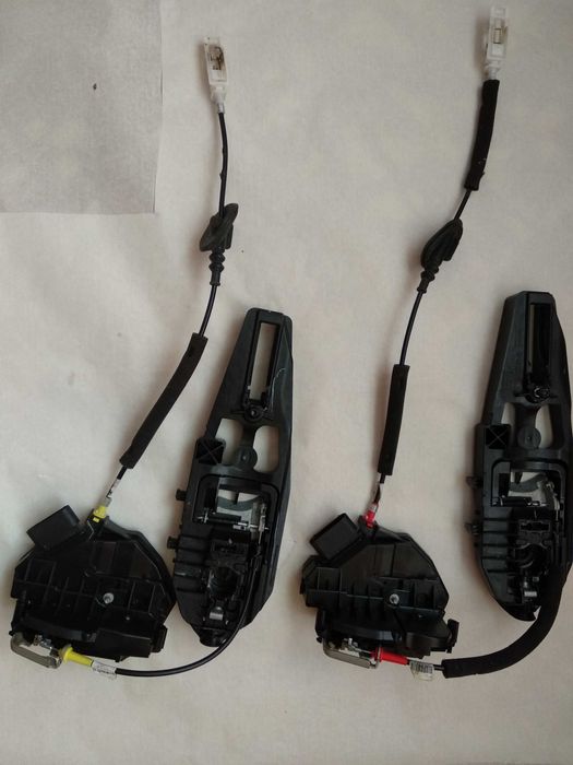 Замок и основа ручки двери Форд Едж Ford Edge II MK2 (левая сторона)