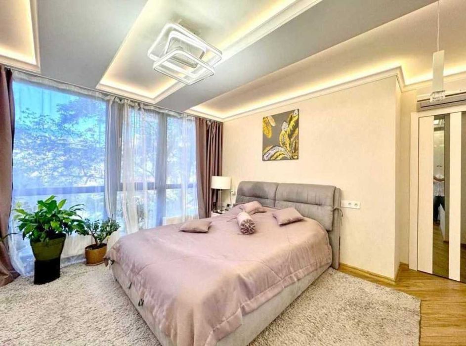 2х ком. стильная, уютная квартира в ЖК Граф на Азарова у самого моря.