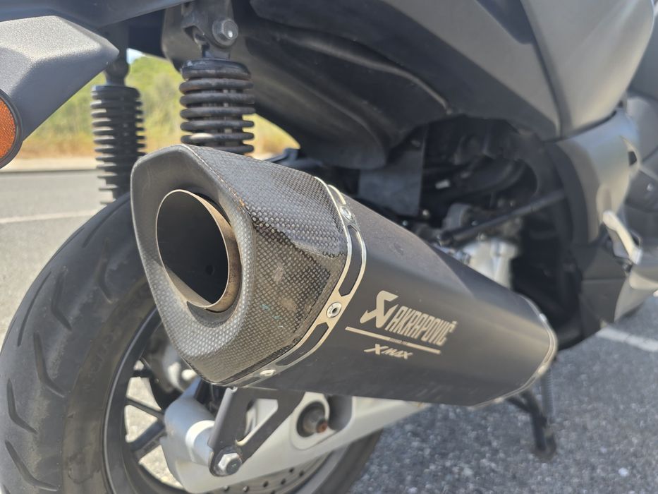 Yamaha X-Max 125