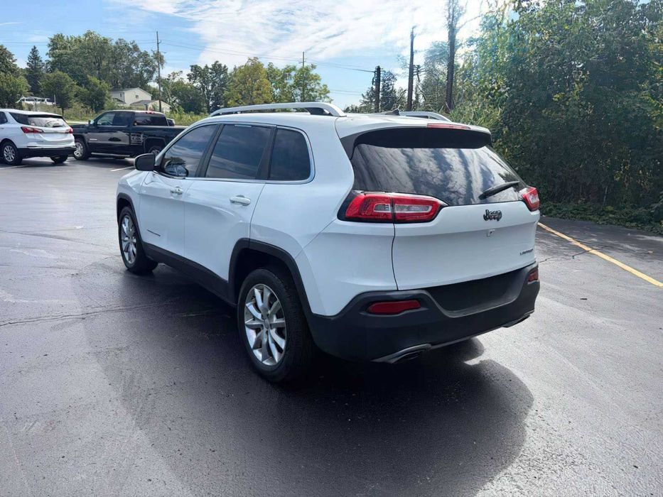 Jeep Cherokee Limited      2015