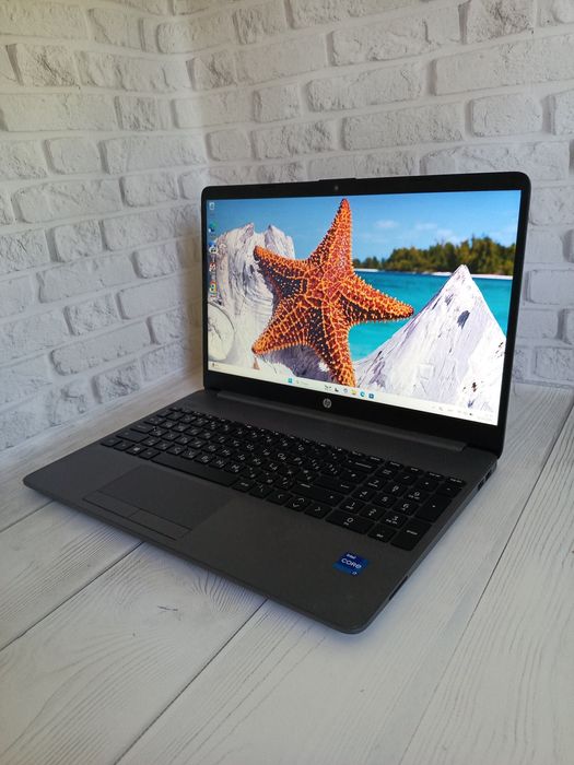 Ноутбук HP 250 G8 I7-1165G7 16Gb DDR4