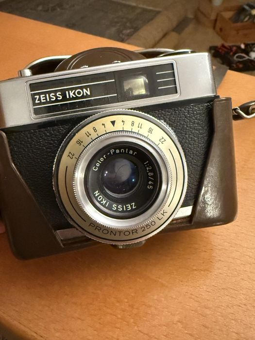 Zeiss Icon Prontor 35mm film camera