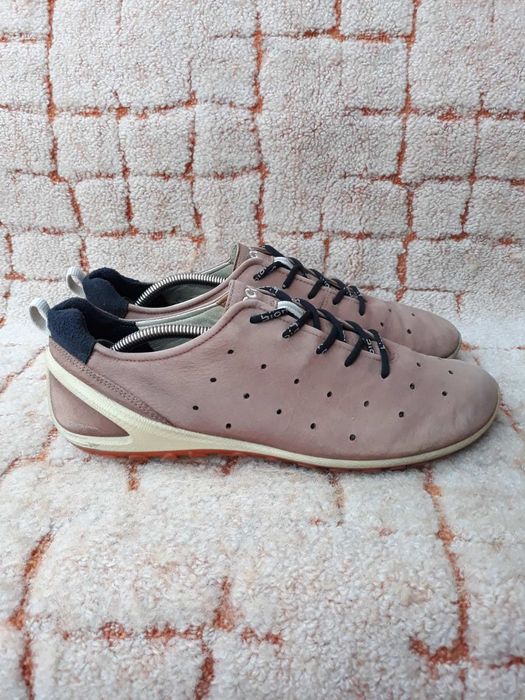 Кроссовки  Ecco biom