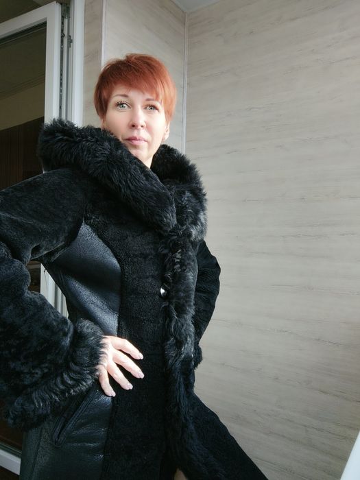 Продам  довгу дублянку