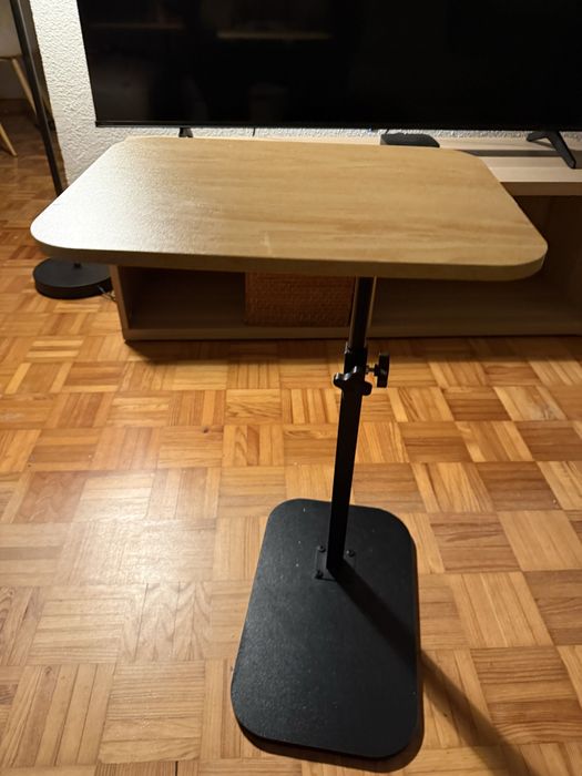 Mesinhas de formação ou apoio regulaveis em altura