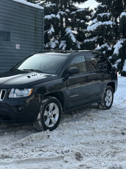 Продам Jeep Compass