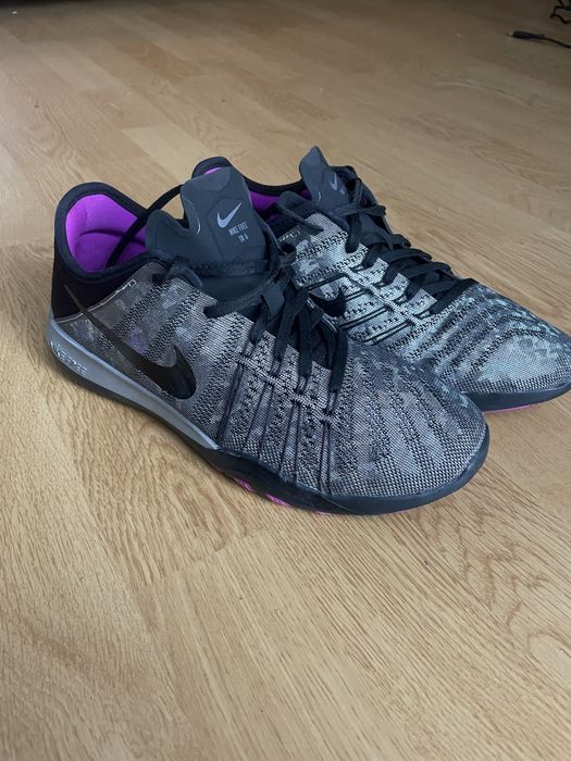 Кросівки Nike 38,5р 24.5см