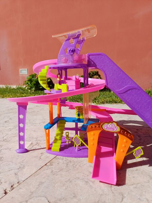 Polly Pocket™ Polly Wheels™ Race to the Mall™ Playset