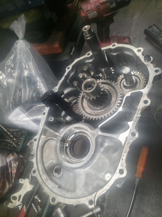 Mechanika samochodowa warsztat Pełen zakres usług  serwis Mechanika