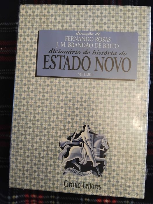 2 Livros: Dicionário de História do Estado Novo - Volume I e Volume II