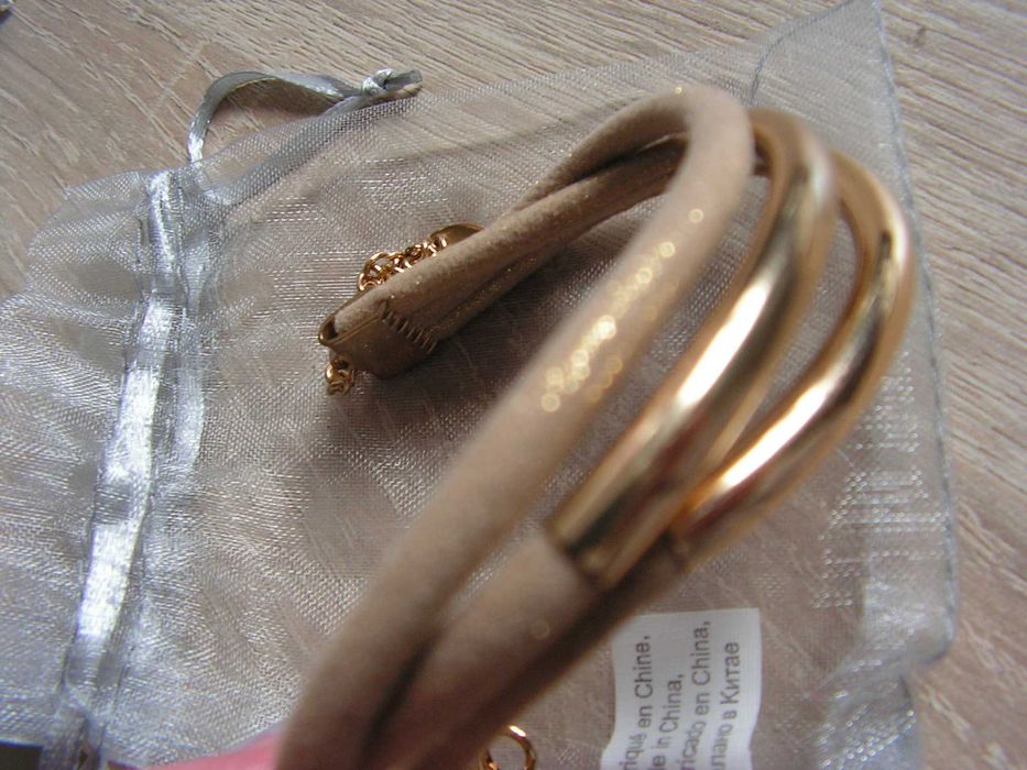 Bransoletka miękka, złocista