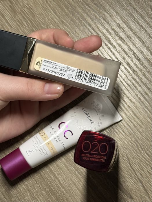 Lumene CC 00, Тон Eveline Wonder Match 05, L’ Oreal Infaillible 020
