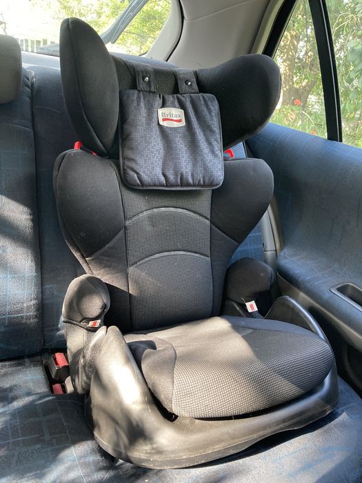 Дитяче автокрісло