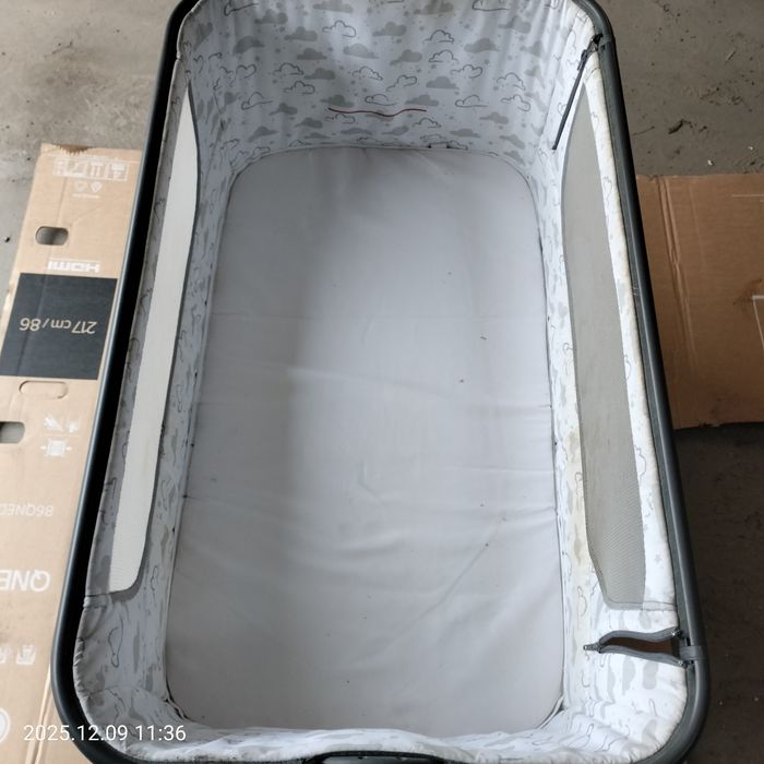 Łóżeczko.dzieciece Lionelo