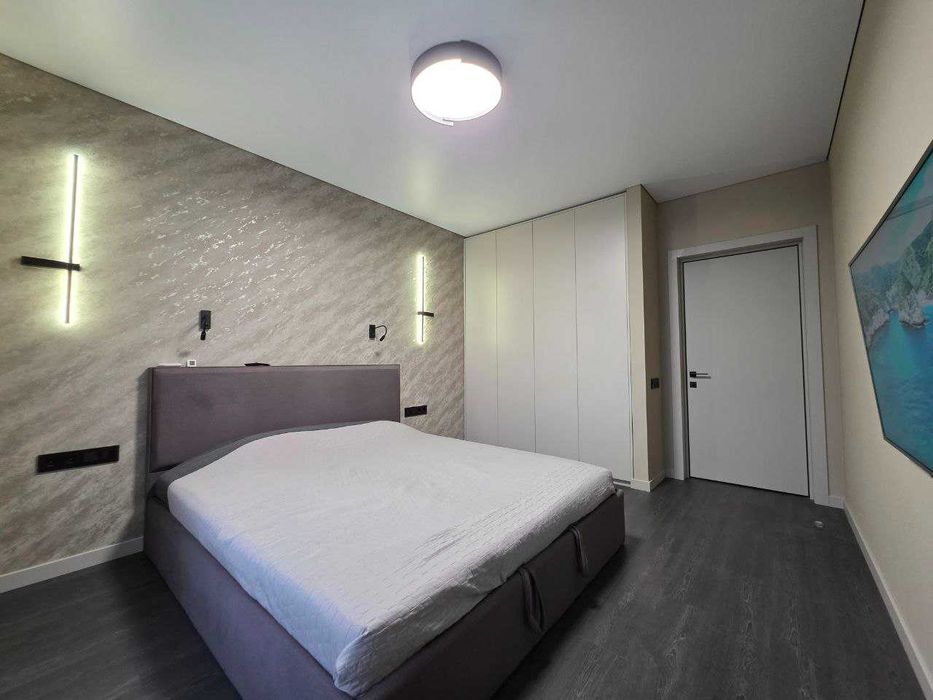 Двокімнатна з ремонтом, ЖК Нові метри Центр, газ, 2% оформлення