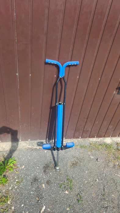 sprzedam skoczek pogo