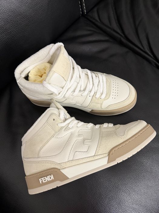 Кроссовки Fendi, размер 40