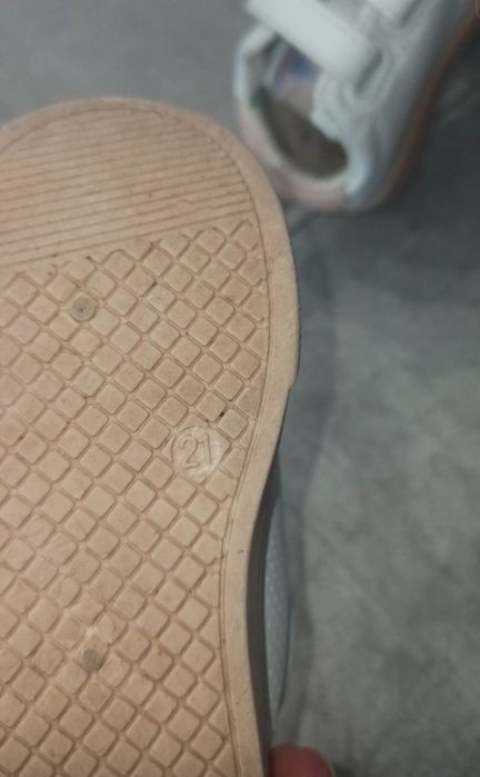 Buty na dziewczynkę