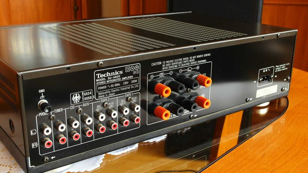 SU A600 Technics wzmacniacz ładny stan bez pilota