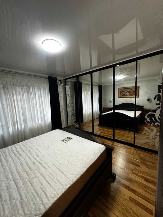 Продається квартира у м. Тячів