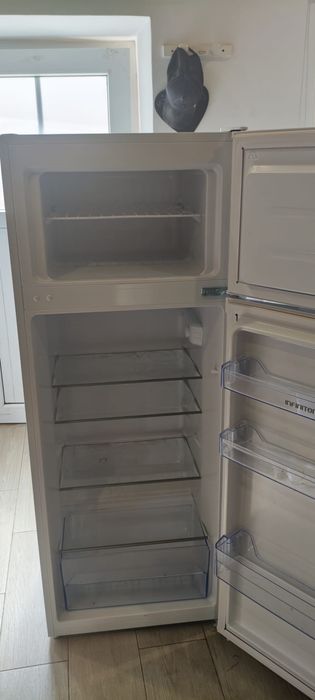 Geladeira  206L