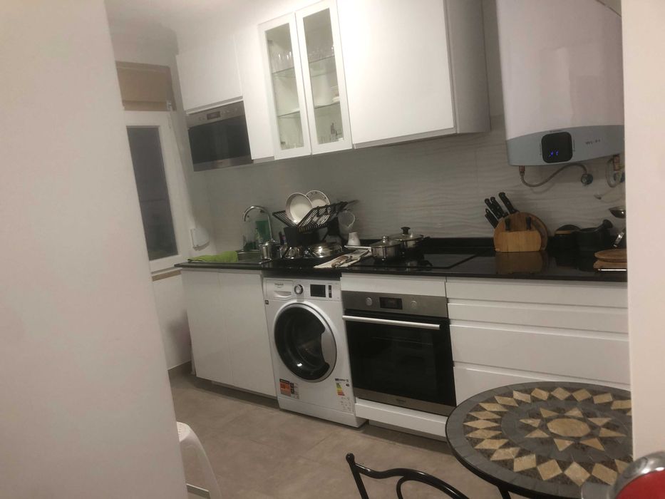 Quarto para arrendamento mensal