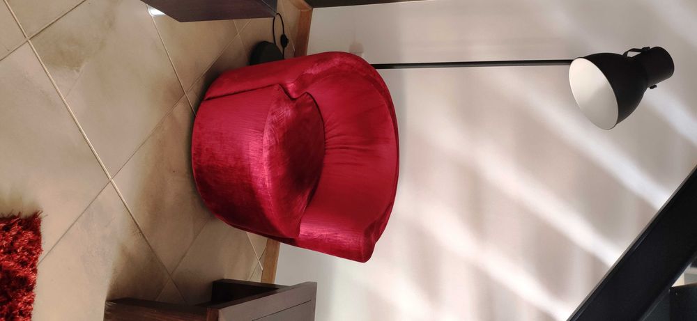 Cadeirão STATUS BALI em tecido mirage VERMELHO