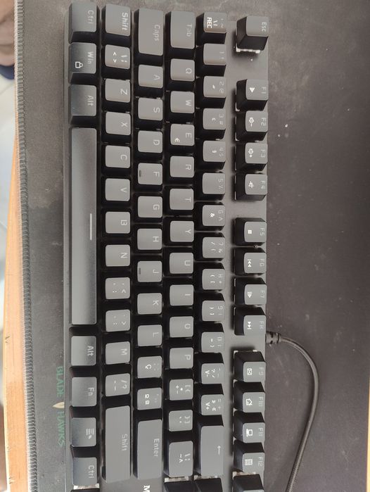 Teclado mecânico Tempest