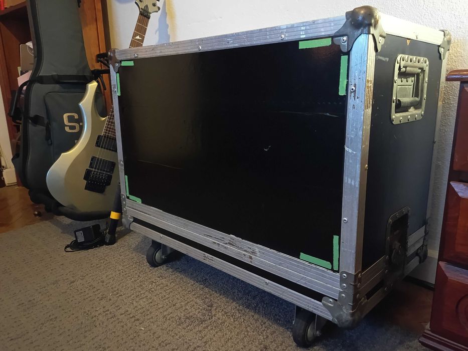 ENGL E212VH Black Cab + Flight Case