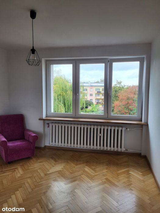 Przestronne mieszkanie w centrum z balkonem i piwnicą