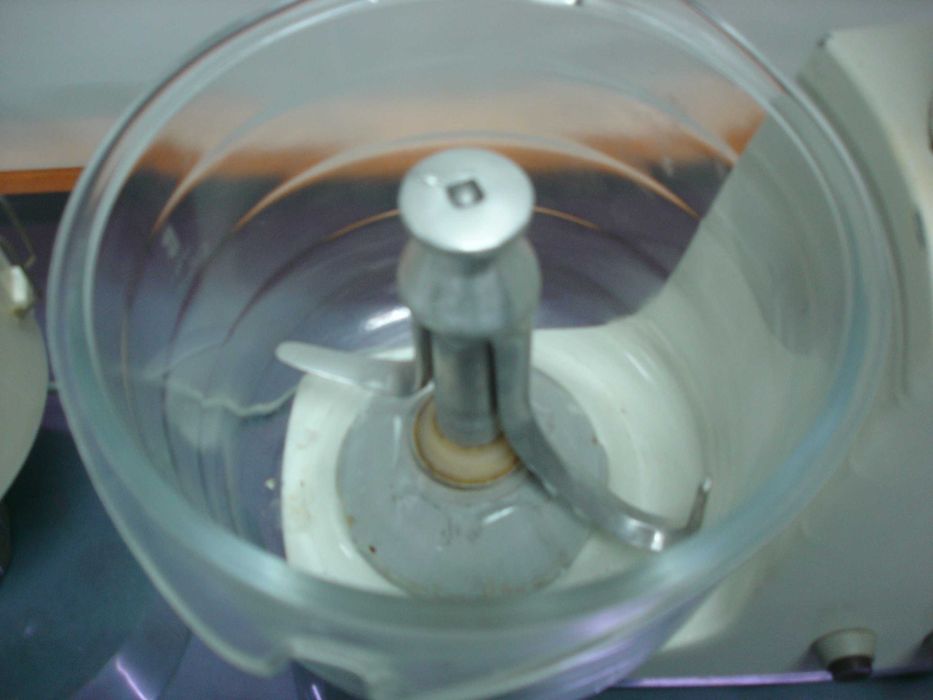 Batedeira Robot de cozinha ELECTROSTAR NX3-11222 de 1350 W.