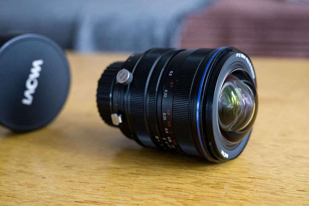 Venus Optics Laowa 15mm 4.5 Zero-D Shift dla Nikon F / faktura