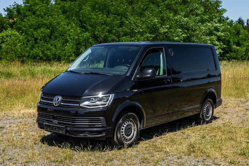 Volkswagen T6 Transporter  Full LED, Webasto, Distronic !!