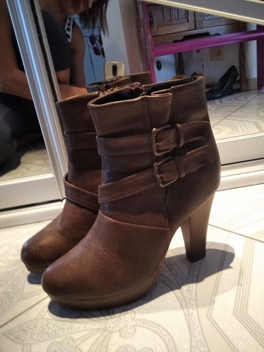 Botki na obcasie, 39