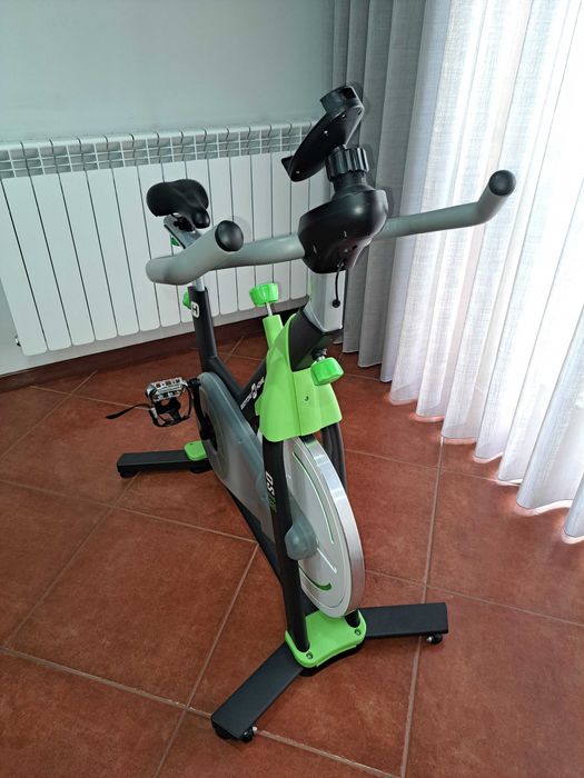 Bicicleta estática.